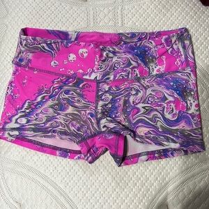 Bixby women’s pink CrossFit shorts M